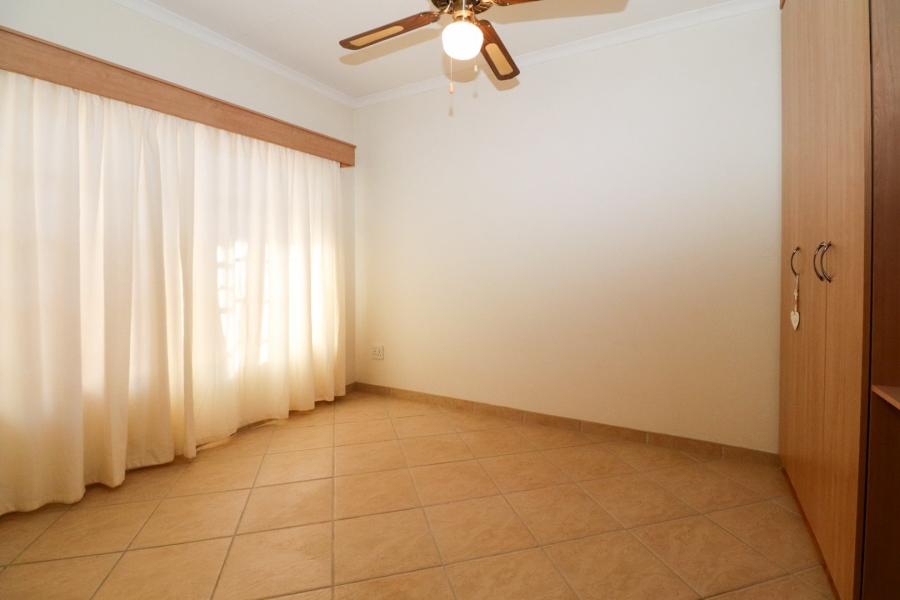 3 Bedroom Property for Sale in Flimieda North West